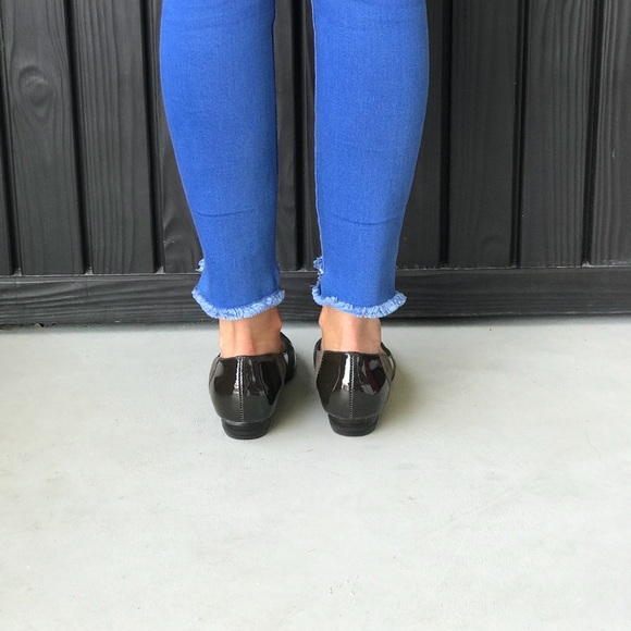 Patch Pattern Orthotic Leather Kitten Heel Wedge - Picture 4 of 8